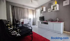 Apartamento 1 dormitorio y salon con sofa cama bien comunicado con el centro - Image 4