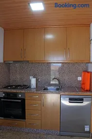 Mira Pombeira - Image 2