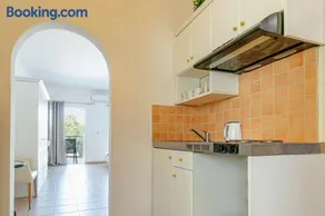 Porto Marina Aparthotel - Image 4