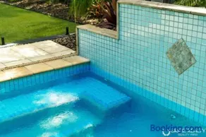 Dugong Family Retreat - Image 3