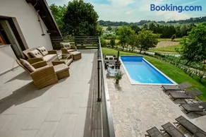 Holiday House Zrinski with Pool, Sauna & Jacuzzi - Image 3