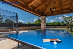 Villa Vela Vrata, a tranquil and luxurious pool villa - Image 4
