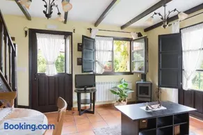 Casa Covarrubias - Image 2