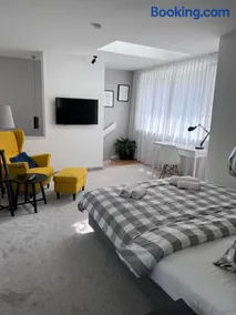 Costa Apartments - Image 4