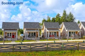Heart Song by Seabrook Hospitality - Image 2