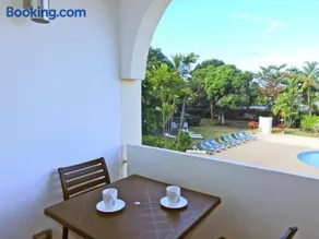 Modern 1 Bed Condo with Pool in Holetown - Image 3