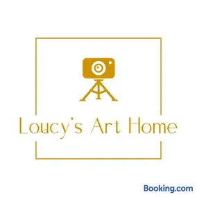Loucy’s Art Home - Image 3