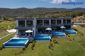 ELYSIUM VILLAS Quartet - Image 1