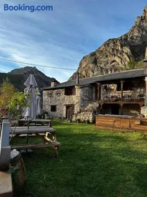 Apartamentos Rurales La Laguna Somiedo - Image 1