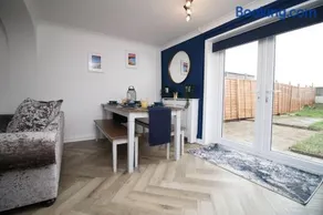 3 Bedroom House in Port Talbot with Parking and Sea View - Image 3