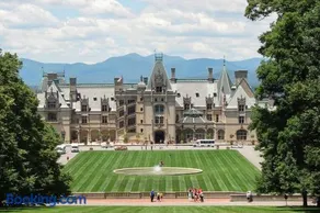 Lazy Bear-HotTub, Pet Friendly, Private home just 15 minutes to Asheville.. - Image 2
