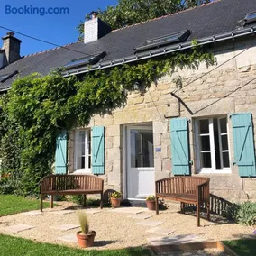 Walnut Tree Gite Brittany - Image 4