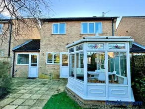 J&J stays 5 bedroom detached house in Peterborough with parking - Image 5