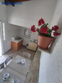 House Theofilos - Image 4