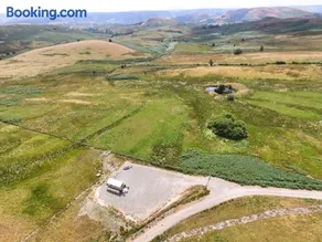 Upper Gilwern Quarry Hut - Image 2