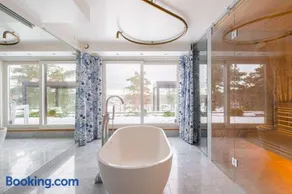 Luxury Designer Villa Pool Spa Gym Lidingo - Image 4