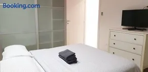 APPARTAMENTO CON DUE CAMERE DA LETTO max 8 persone MACIACCHINI WI FI GRATUITO MODERNO BELLA VISTA NUOVA GESTIONE - Image 2