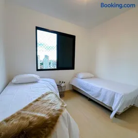 Apê Turquesa, Vista incrível com 2 quartos em andar alto - Image 3