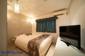 HOTEL LIBERAL - Adults Only  - Image 2
