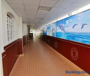 Dolphin Hotel - Image 3