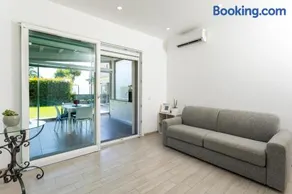 Tropical House - Image 3