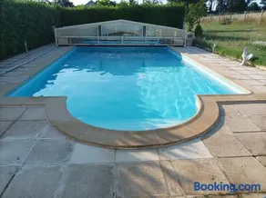 Maison de campagne avec piscine - Image 1
