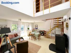 Wildrose holiday home - Image 1