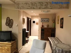 Apartamento con jardin - Image 1
