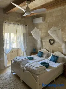 House of Character - Room with a Pool view - Image 2