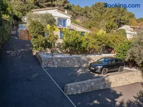 Villa Prestige | Vue Mer & Piscine proche de Super Cannes - Image 1