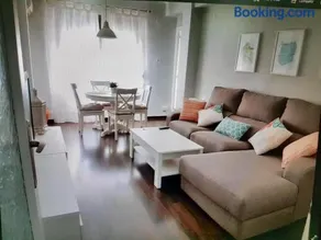 Apartamento cerca de la playa y Ciudad de las Ciencias - Image 1