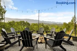 Riverside Rose Cabin: Luxe*LogCabin*MtnView*Sleeps12*Secluded*Shenandoah - Image 2
