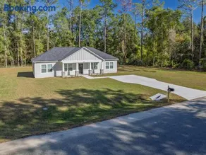Seabreeze Pines - Image 1