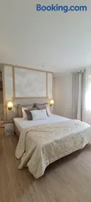 Chic Designer Sanctuary in Tolochenaz - Image 2
