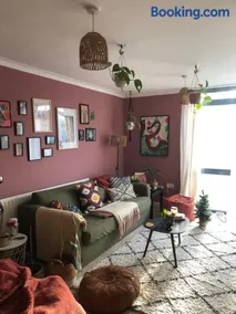 Double rooms in relaxing, plant- filled, artsy home! - Image 3
