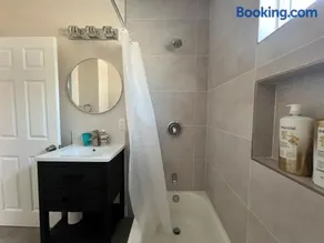 Fully remoded 1B1B Home in baldwin Park3369A - Image 4
