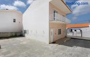 Pipo People House - Image 3