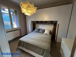 New Cozy Stay with Lakeview - Image 2