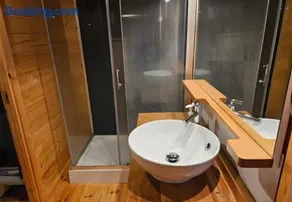 Chalet - Image 3