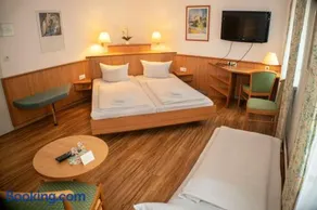 Hotel Möve garni - Image 3