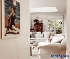 White Sands Beach House - Image 2