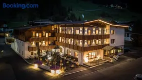 first mountain Hotel Ötztal - Image 1