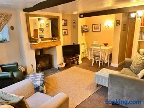 Chapter Cottage, Cheddleton Nr Alton Towers, Peak District, Foxtail Barns, the Ashes - Image 3