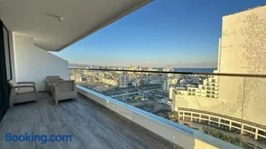 Grand Sapphire Luxury Corner Residence with Spectacular Views and Two Bedrooms by MyGuest Cyprus - Image 3