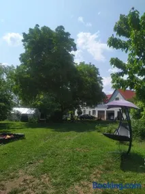 Apartmány u koní - Image 1