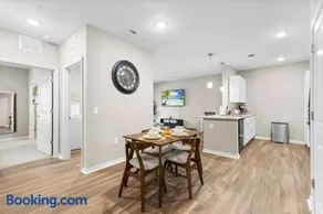 Luxury Living: 1BR Condo w/ Resort-Style Amenities - Image 2