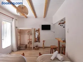 Sotiria Apartments - Image 1