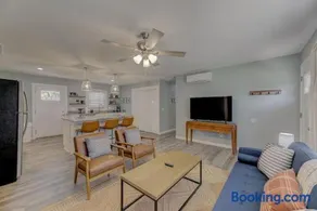 Ft. Jackson Family Abode - Image 5