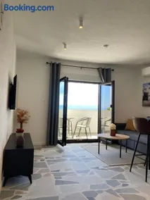 Emmi Apartments - Image 2