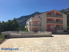 Apartments Villa Jennifer - Image 2